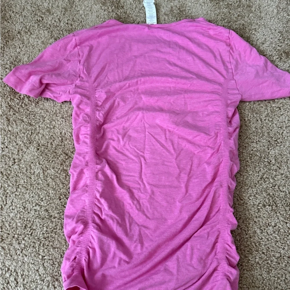 Fabletics Pink Tee - Picture 4 of 5
